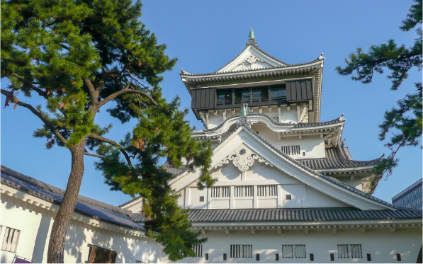 小倉城と勝山公園