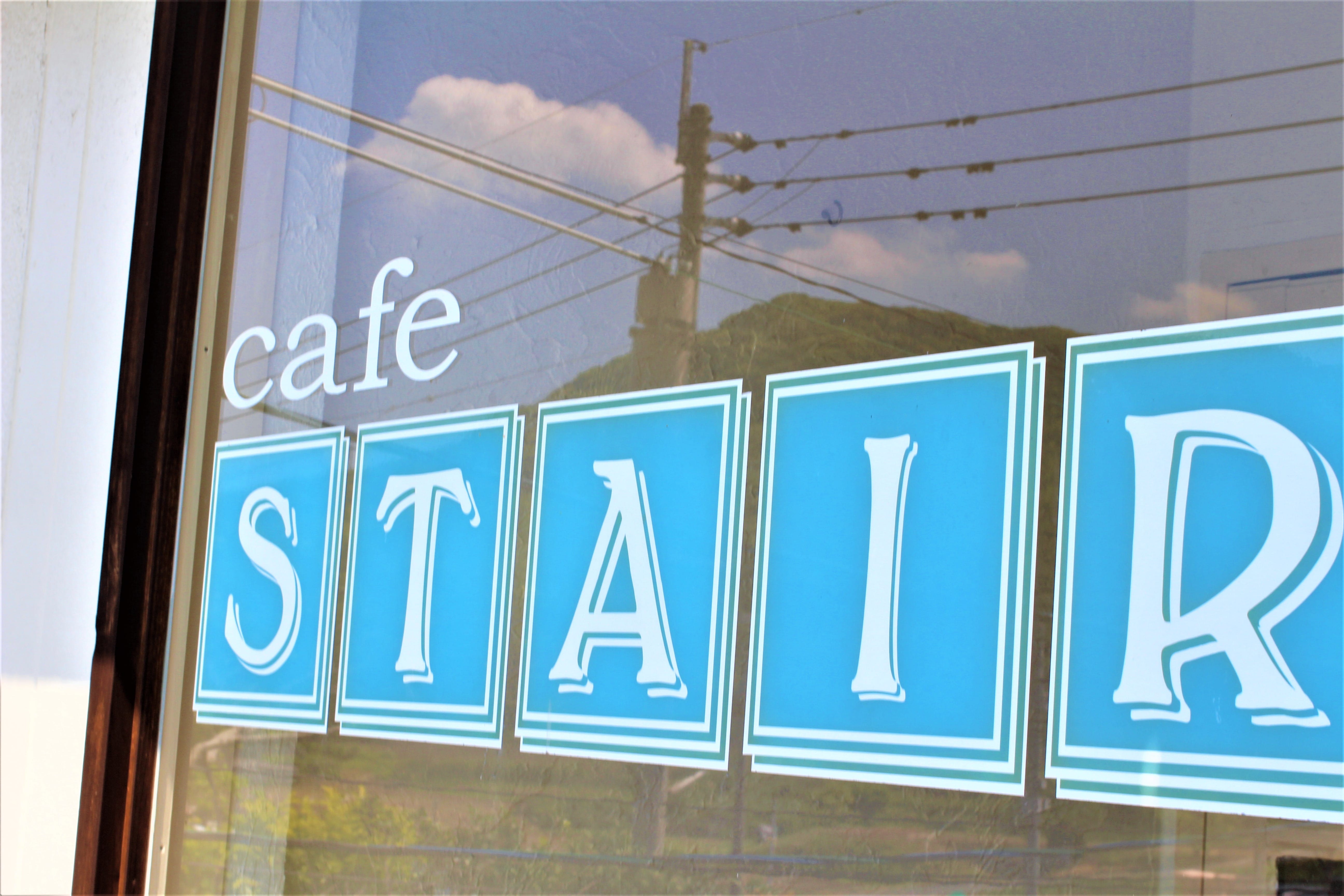 antique-miscellaneous-goods-cafe01