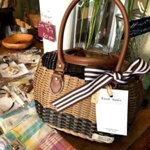 antique-miscellaneous-goods-cafe01