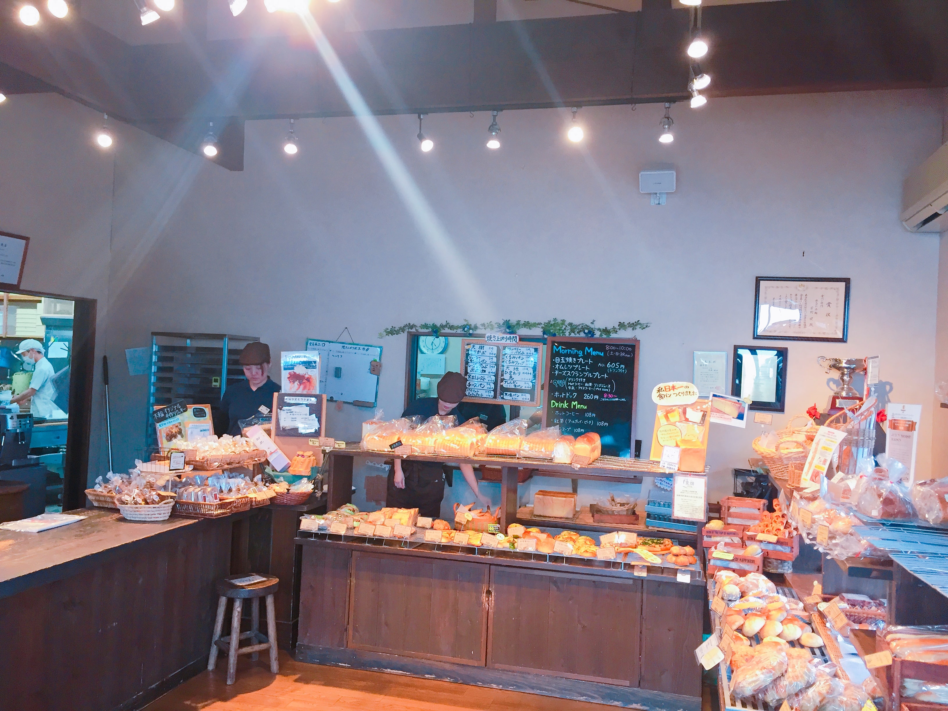 antique-miscellaneous-goods-cafe01