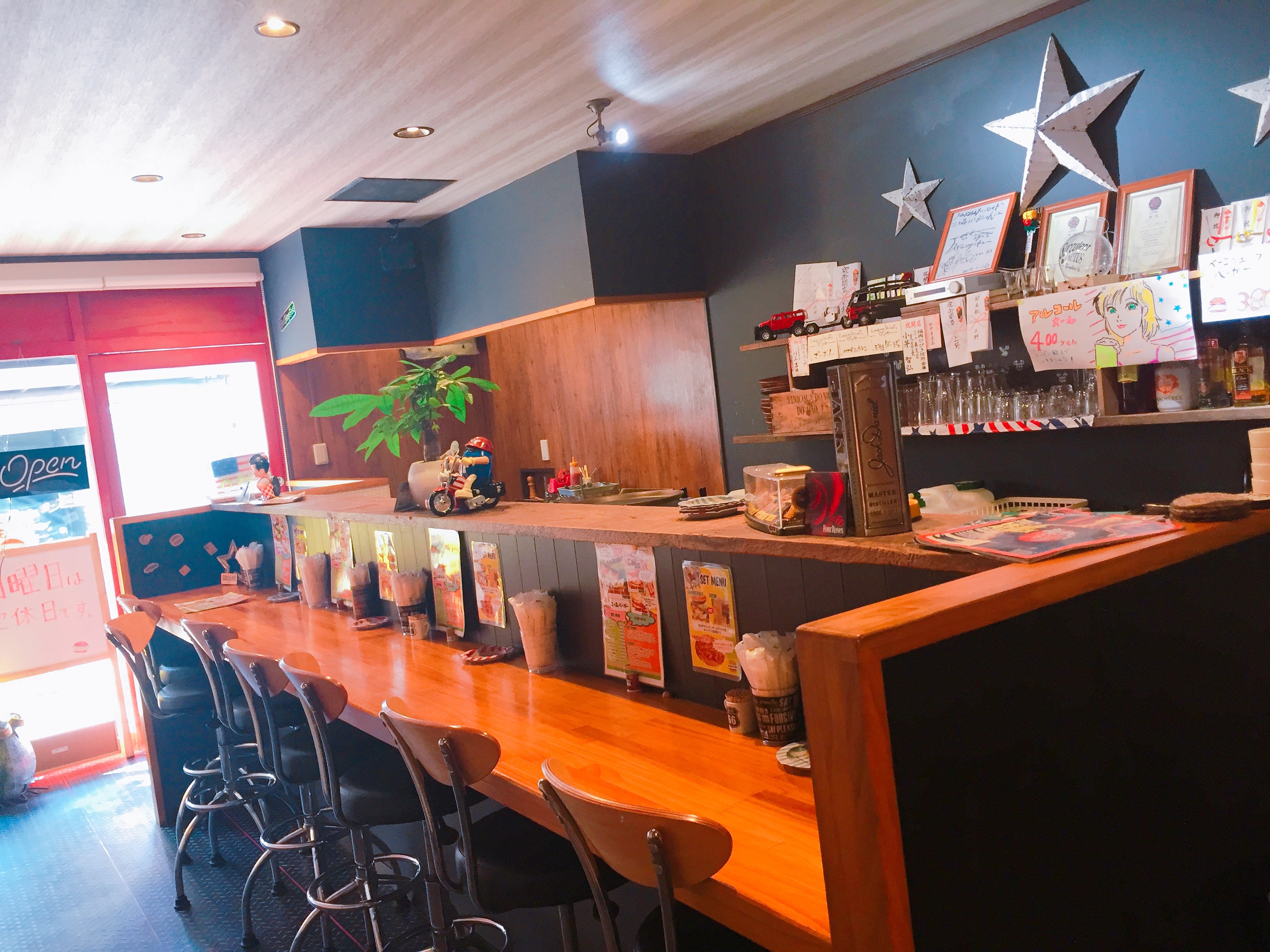 antique-miscellaneous-goods-cafe01