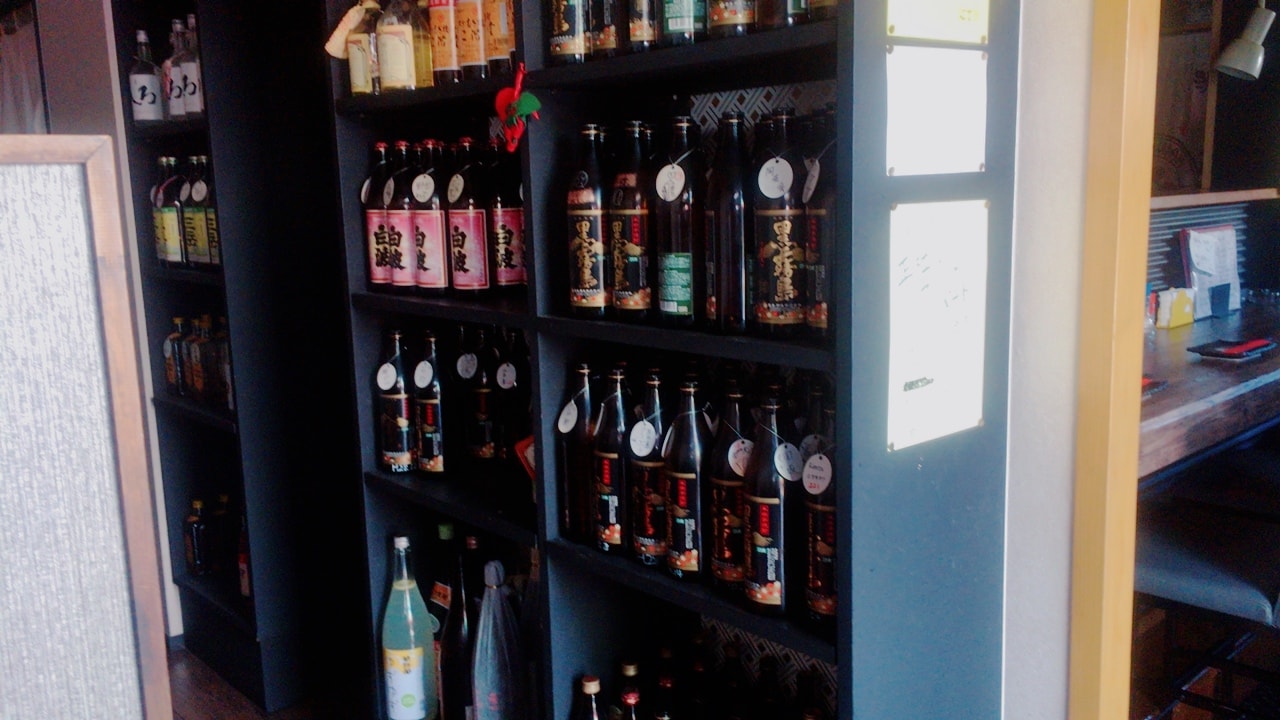 antique-miscellaneous-goods-cafe01