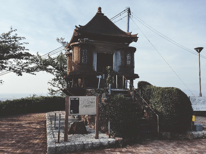 antique-miscellaneous-goods-cafe01