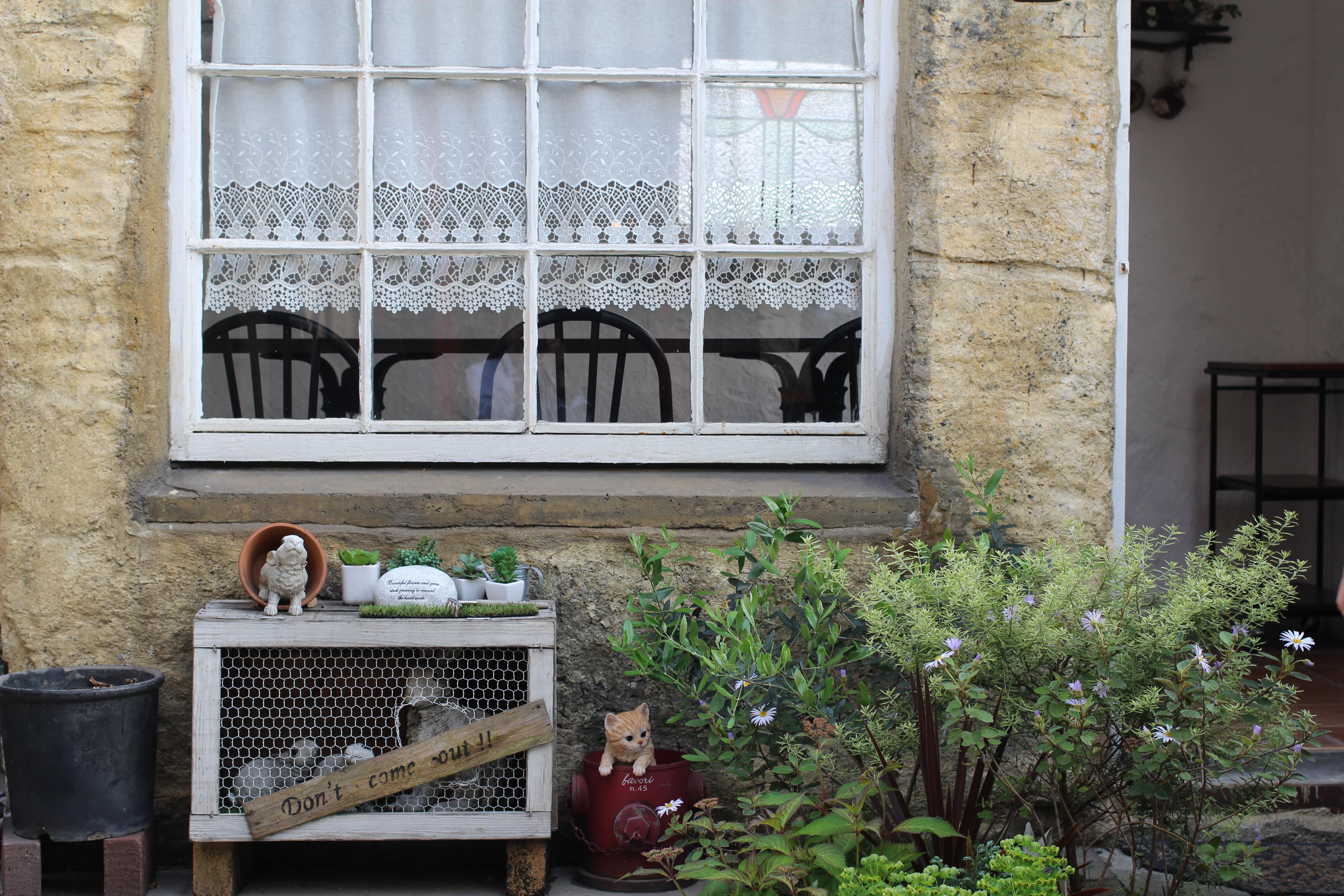 antique-miscellaneous-goods-cafe01