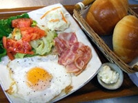 antique-miscellaneous-goods-cafe01