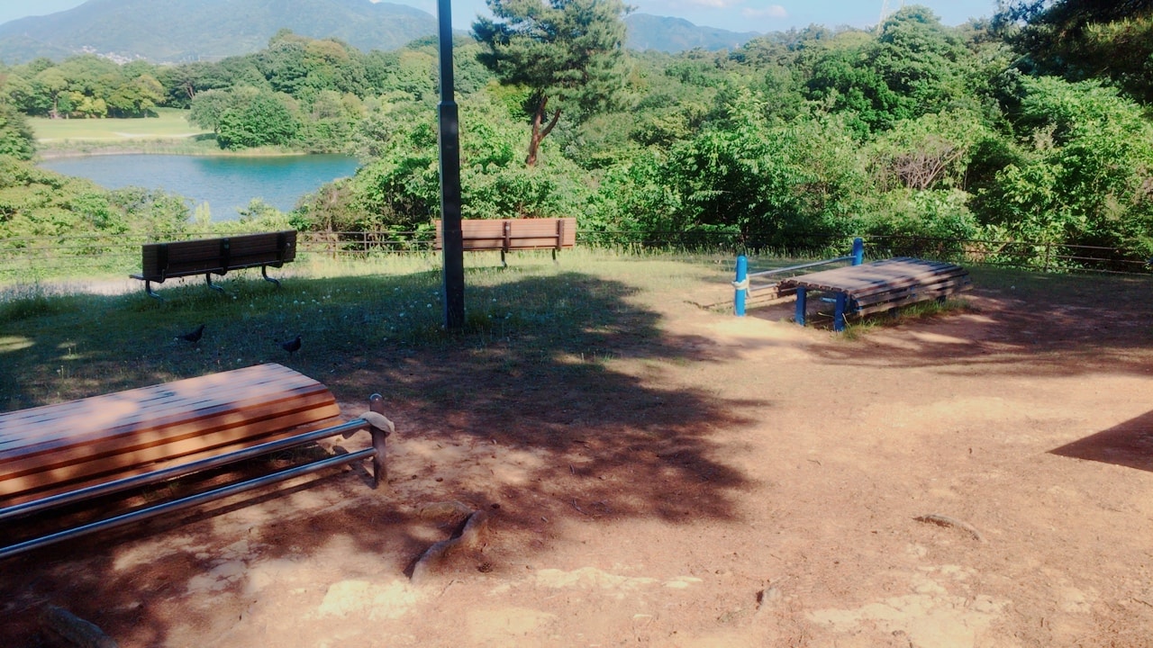 antique-miscellaneous-goods-cafe01