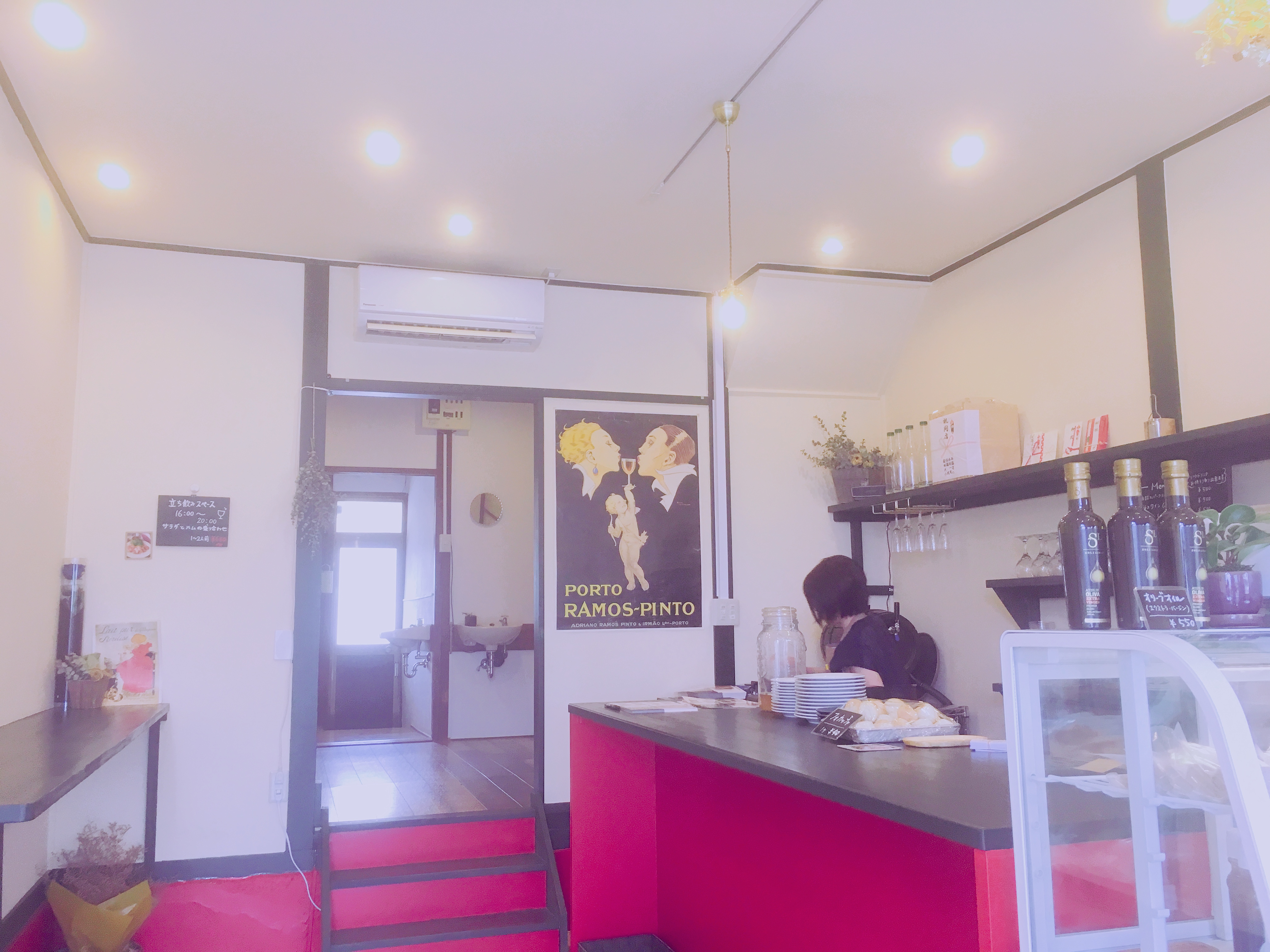 antique-miscellaneous-goods-cafe01