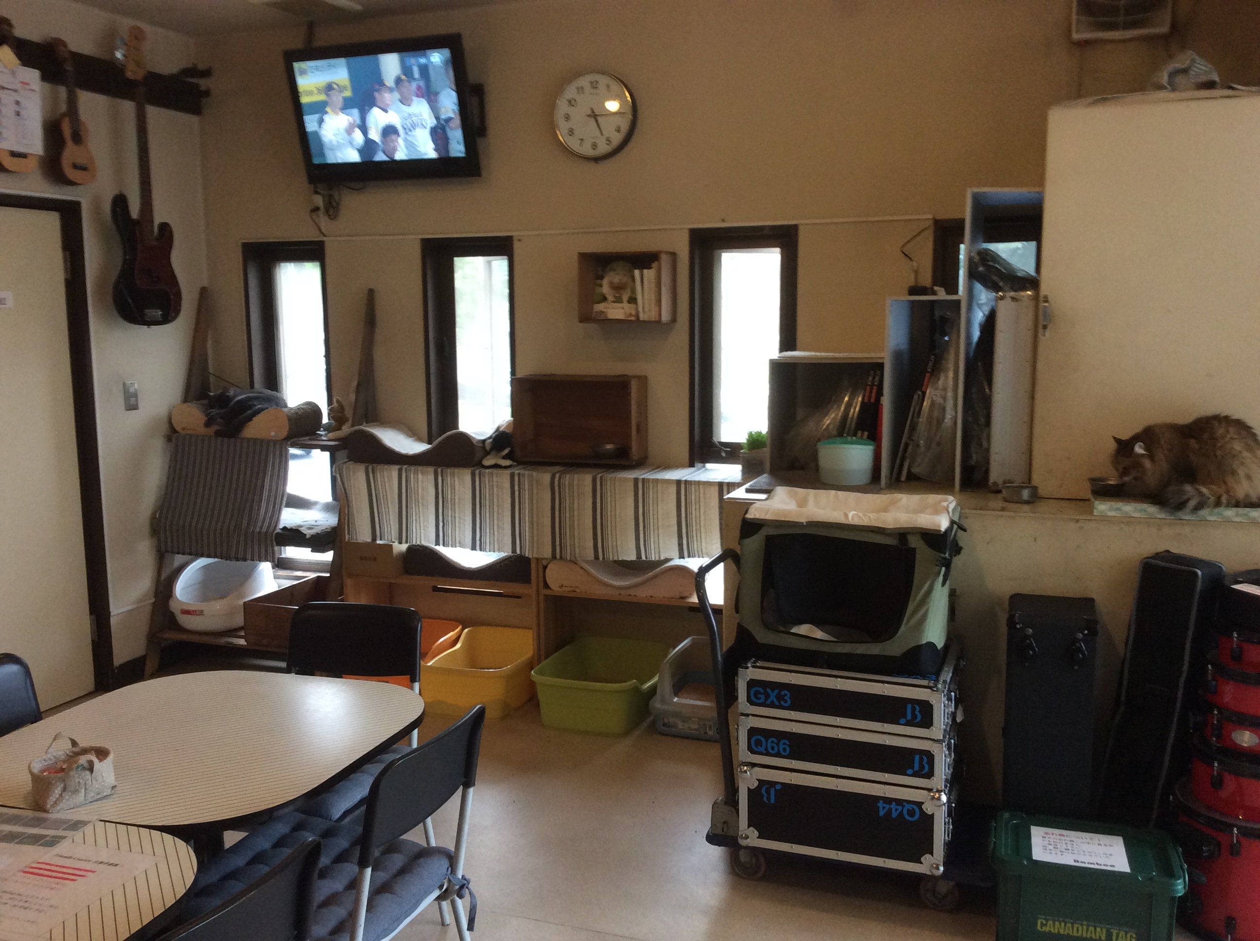 antique-miscellaneous-goods-cafe01