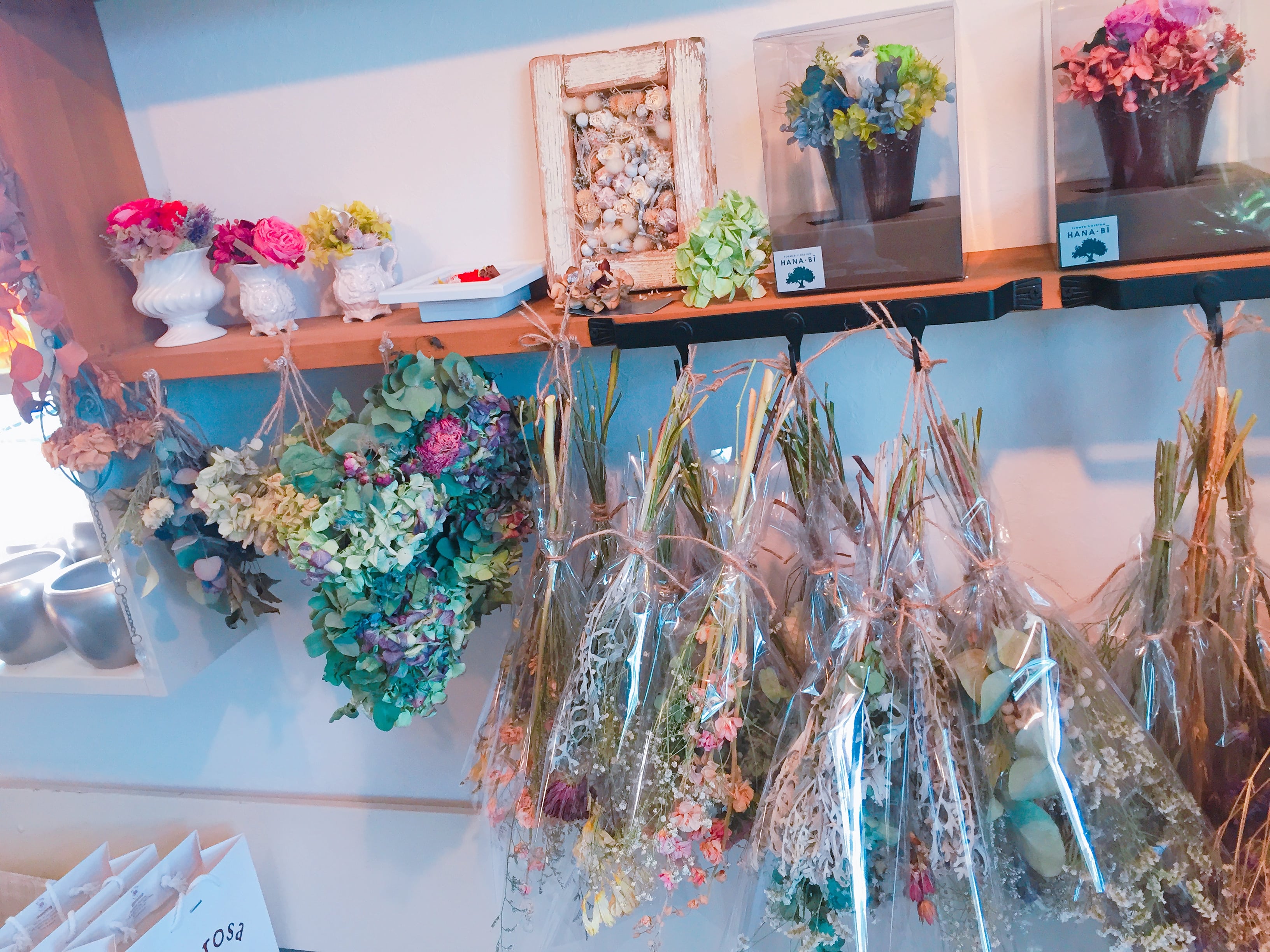 antique-miscellaneous-goods-cafe01