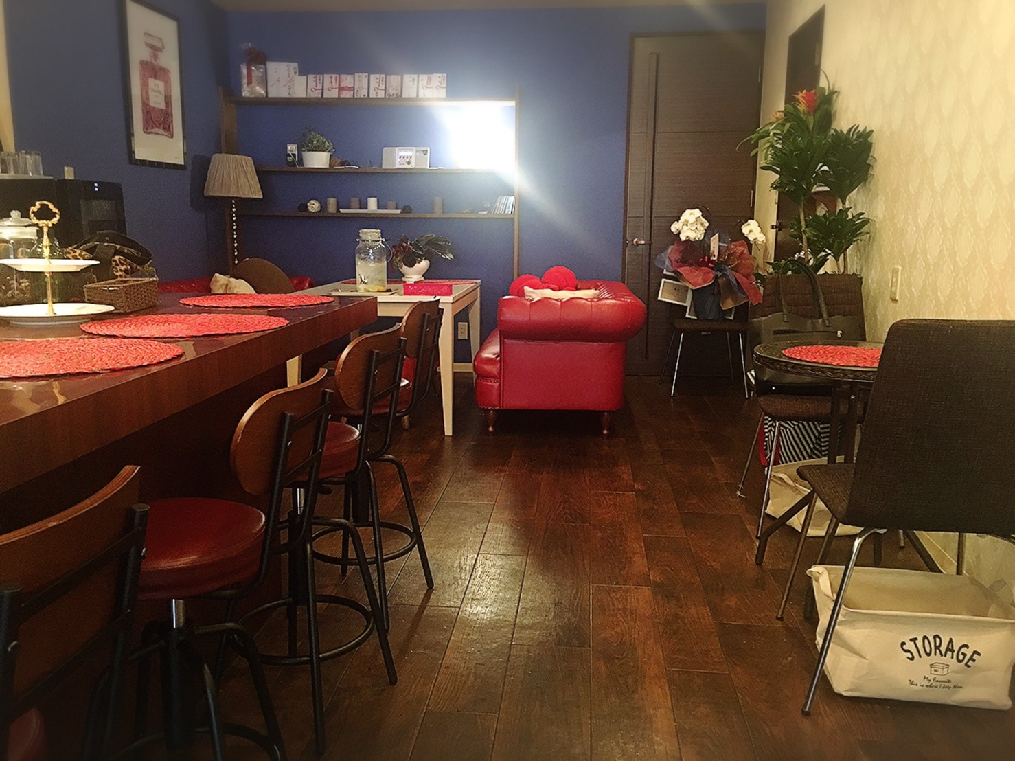 antique-miscellaneous-goods-cafe01