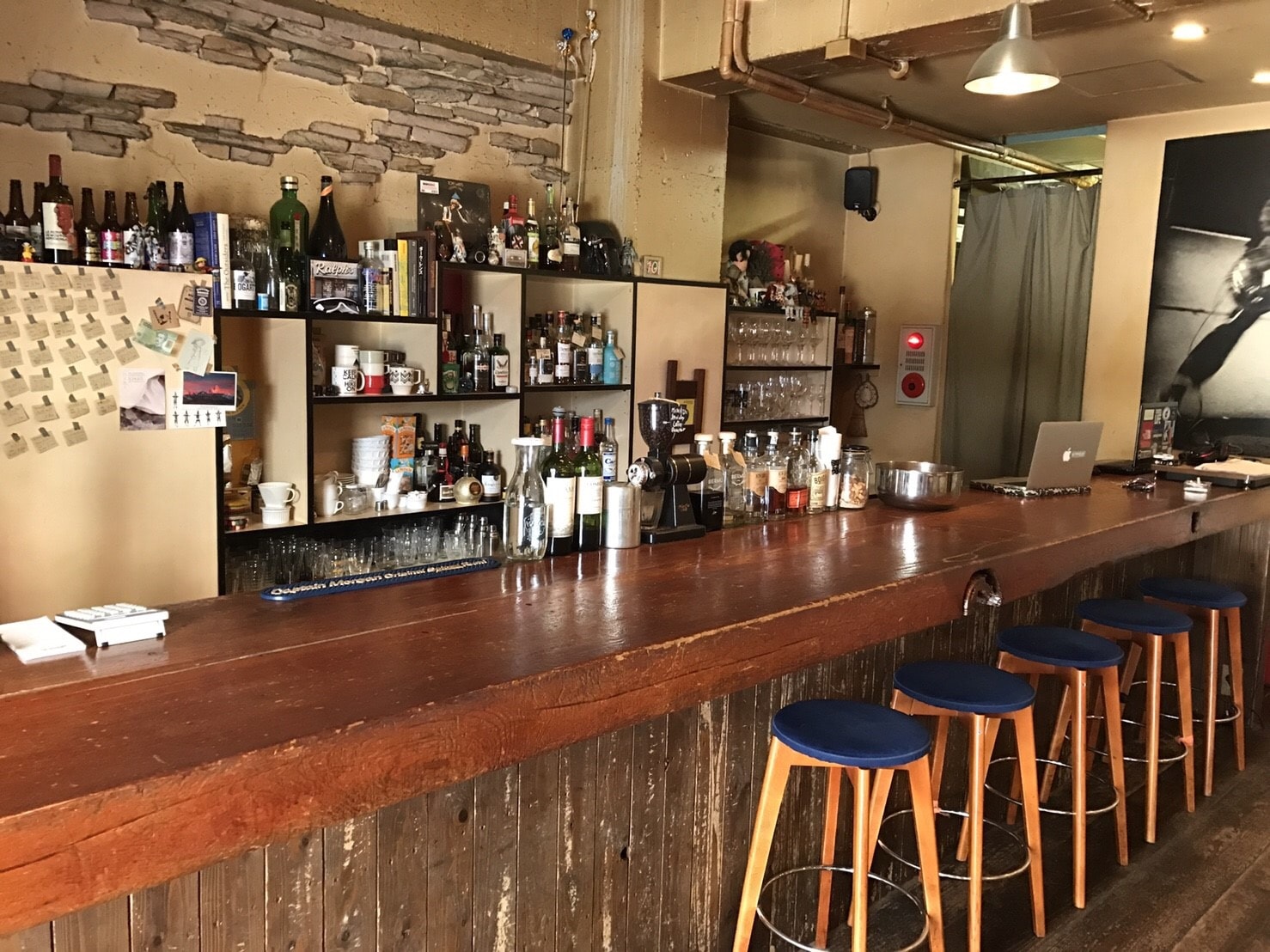 antique-miscellaneous-goods-cafe01