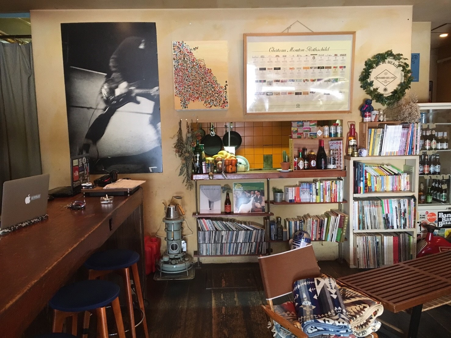 antique-miscellaneous-goods-cafe01