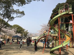 家族で行楽、デート、お買い物など色々な楽しみ方ができます
