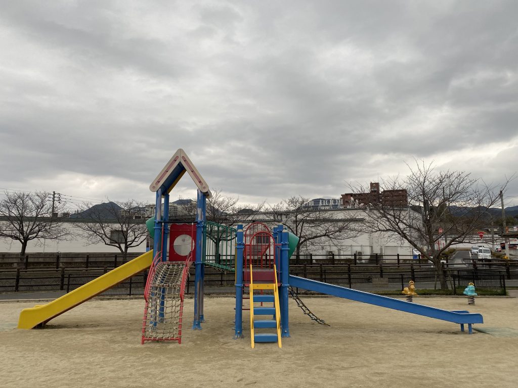 下上津役3丁目公園