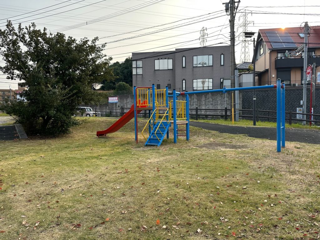 鉄竜緑地