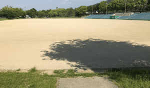設備の整った野球場