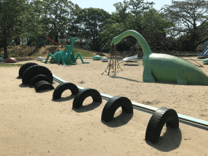 数多くのユニークな遊具