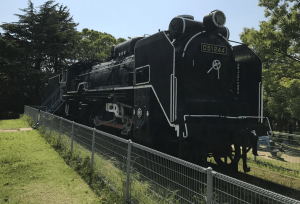 33年間走り続けた D５１蒸気機関車で車掌気分！