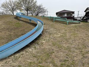 巨大ローラー滑り台
